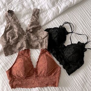 Wishlist Sz M Bralettes never been worn